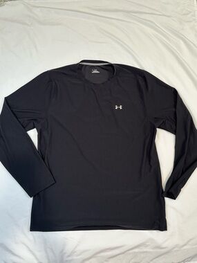 Under Armour Black HeatGear Long Sleeve